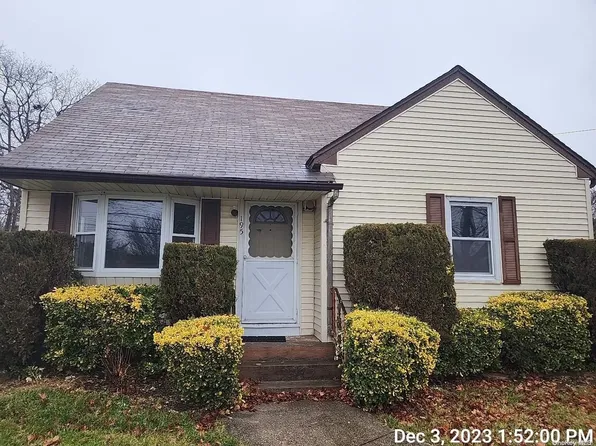 195 Candlewood Road, Bay Shore, NY 11706