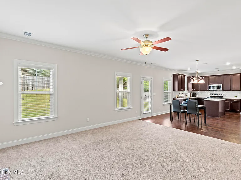 208 Torrey Pine Trl — Photo 11