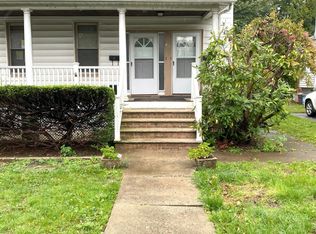82 Bergen Ave, Ridgefield Park, NJ 07660
