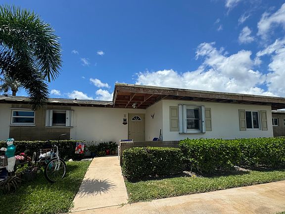2nd image of 2834 Crosley Drive E #H