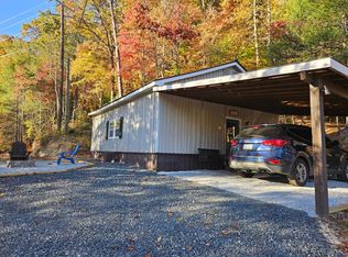 83 Pine Branch Rd, Spruce Pine, NC 28777