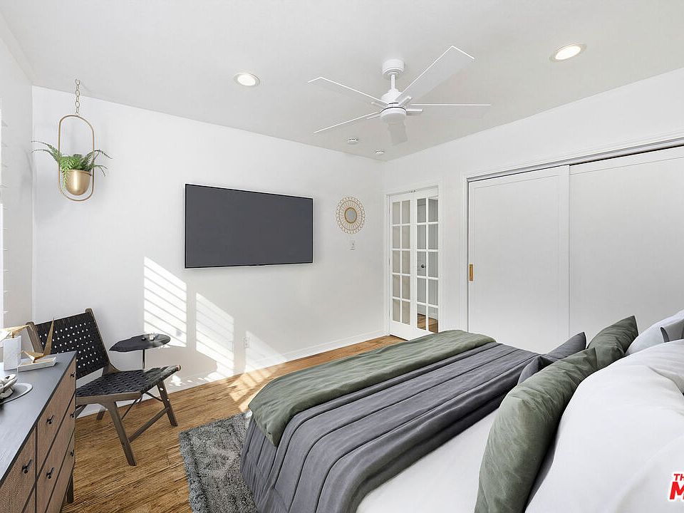 1st image of 948 20th St #948B