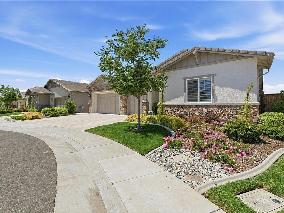 1st image of 1384 Red Lake Way