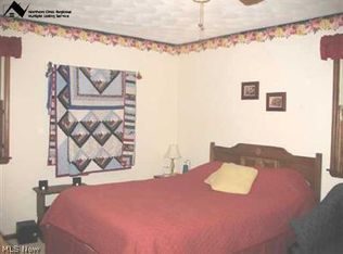 6621 Rosedale Dr, Amherst, OH 44001