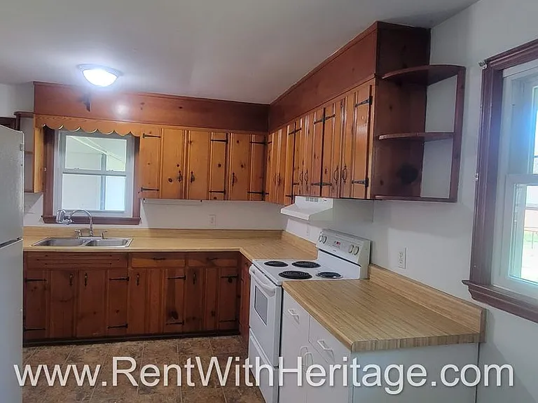 5575 Burrus Rd — Photo 14