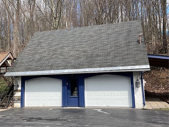 2nd image of 321 Rockwell Rd