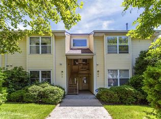 35 Aspen Ave, Englishtown, NJ 07726