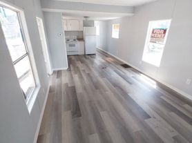 225 Adams St, Auburndale, FL