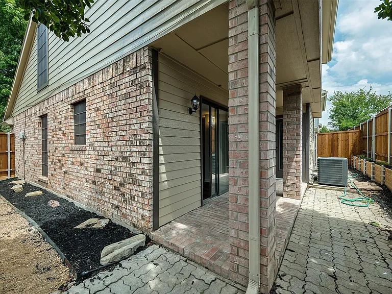 3054 Harbinger Ln — Photo 15