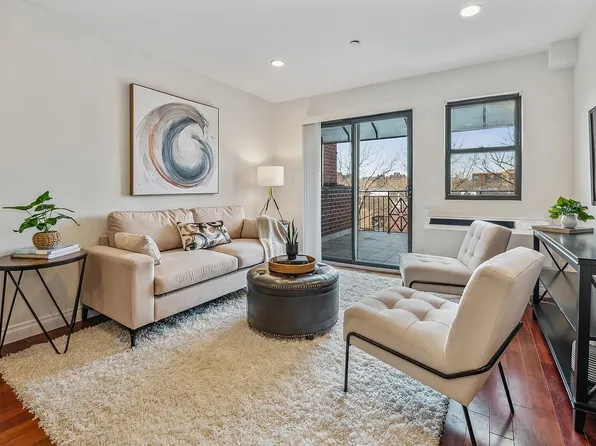 71-19 162nd St #4H, Fresh Meadows, NY 11365