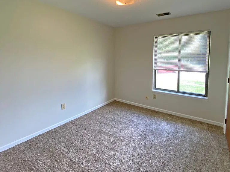 1552 Samara Glen Way — Photo 8