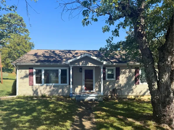 108 Ensign Rd, Rossville, GA 30741