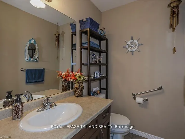 2635 Bateman Trl #105 — Photo 31