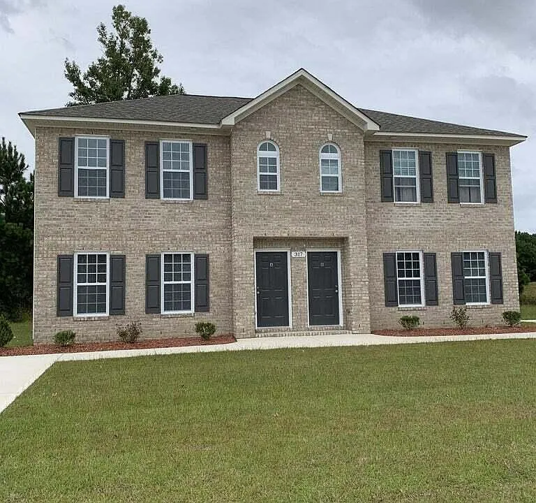317 S Pointe Dr #A
