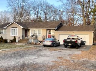 32 Frederick Ave, Howell, NJ 07731
