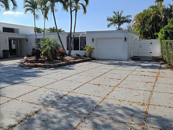 740 Conch Shell Pl, Plantation, FL 33324