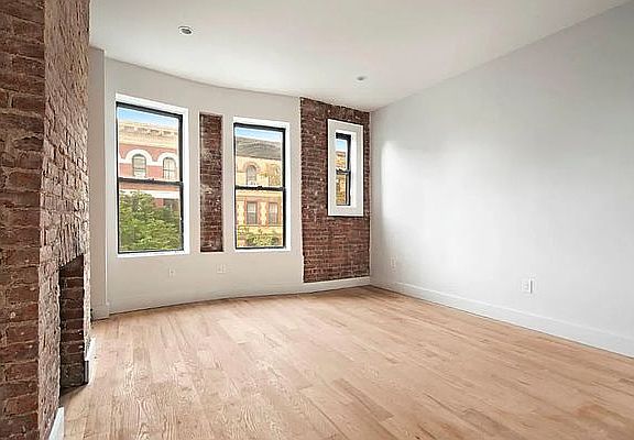 5th image of 536 Bergen St APT 8