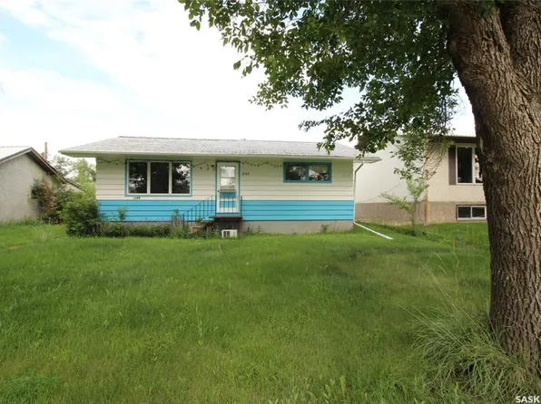 3169 Rutland AVENUE, Gull Lake, SK S0N 1A0