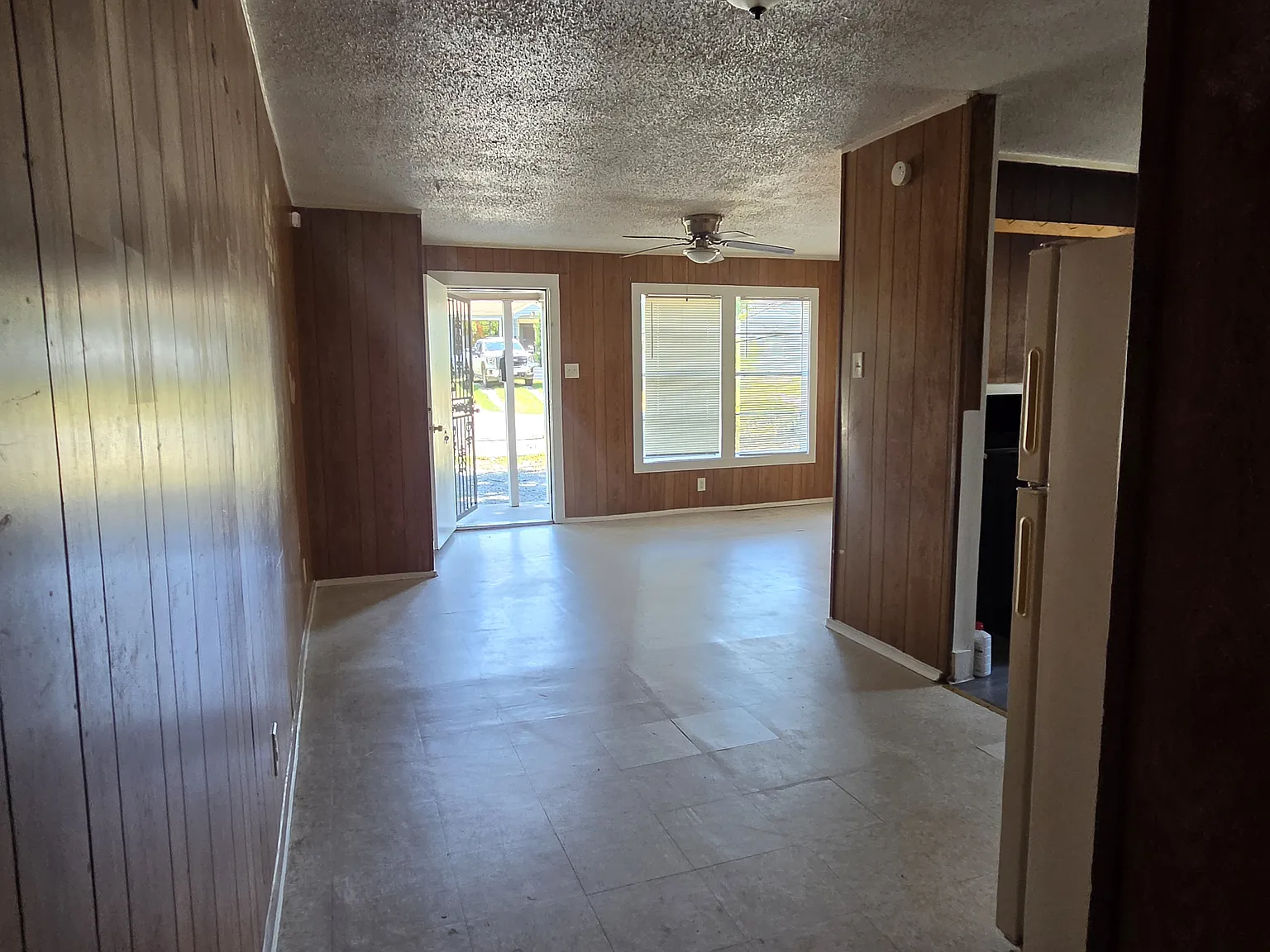 2514 S Maple Street — Photo 3