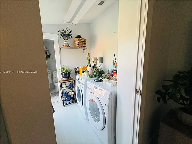 1701 SW 72nd Ct — Photo 18