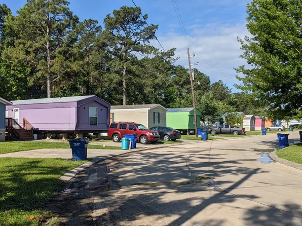 200 Raider Ln, Lumberton, TX