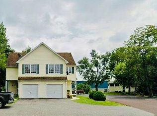 652 Elroy Rd, Souderton, PA 18964