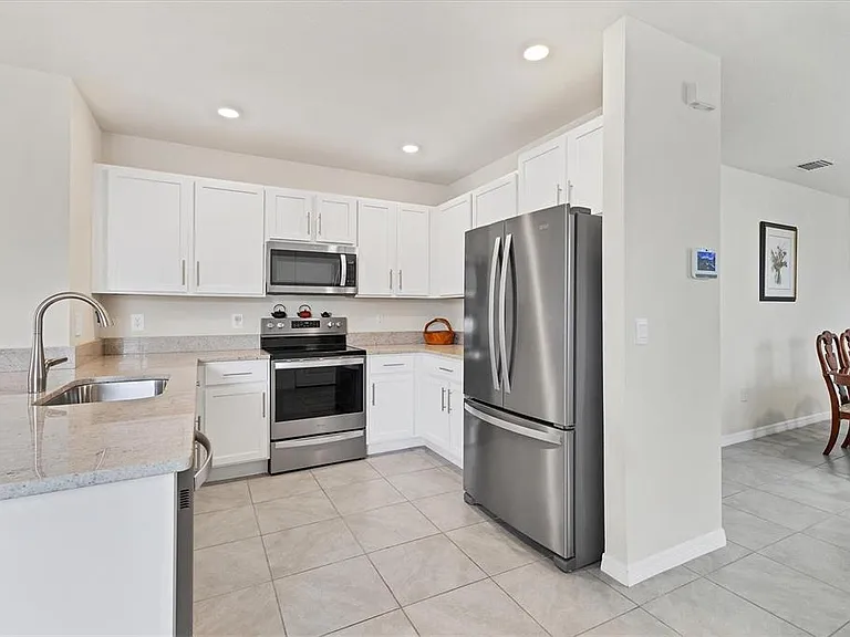 3293 Hilltop Cir — Photo 13