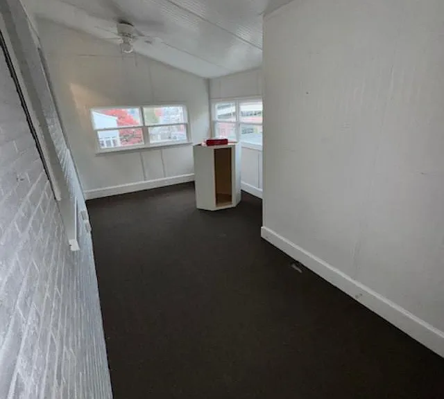 129 W Miner St #6 — Photo 24