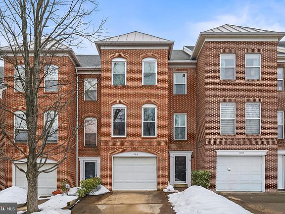 2nd image of 1705 Blue Flint Ct