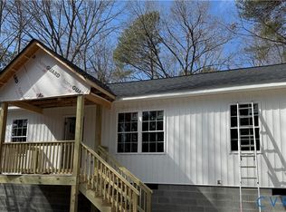 26428 Dejarnette Ln, Ruther Glen, VA 22546