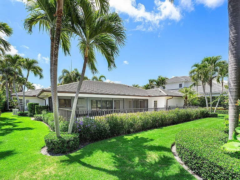 1851 Thatch Palm Dr — Photo 44