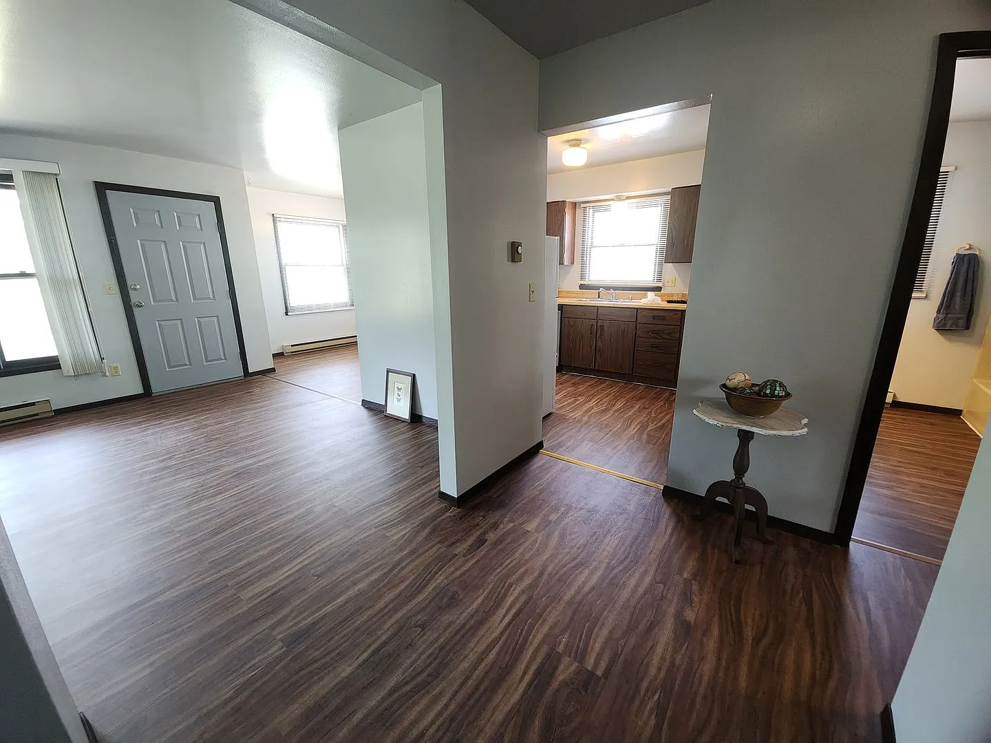 1129 Primrose Ct. — Photo 2