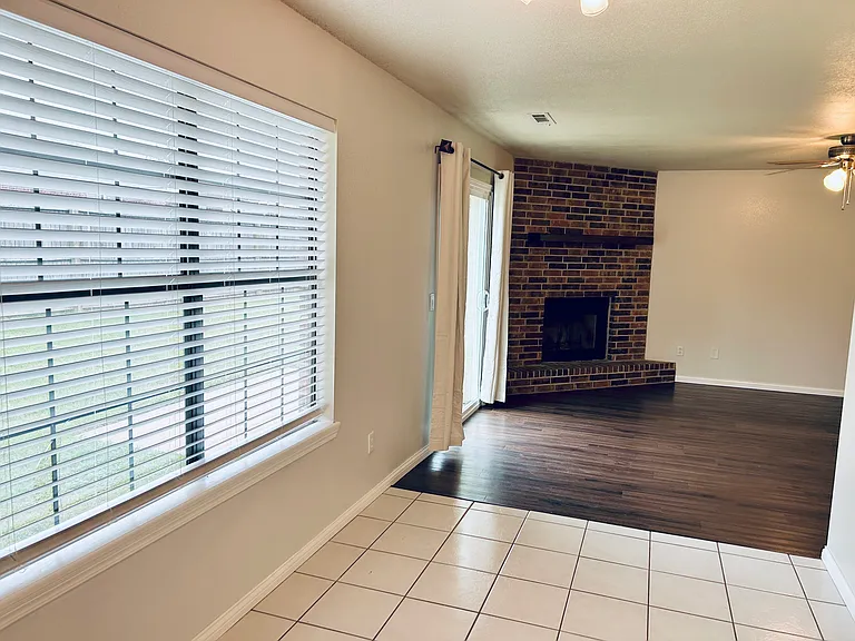 1546 N Plum Tree Dr — Photo 5