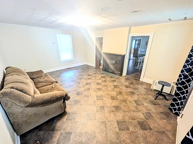 6 Green Rd #LOWER — Photo 9