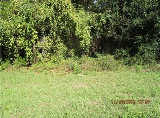 8821 N Upland Dr, Citrus Springs, FL 34434