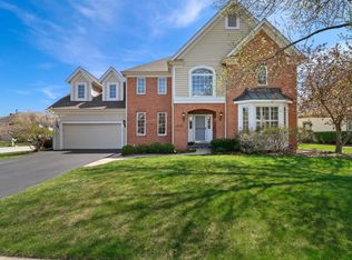 2127 Inverness Ln, Glenview, IL 60026