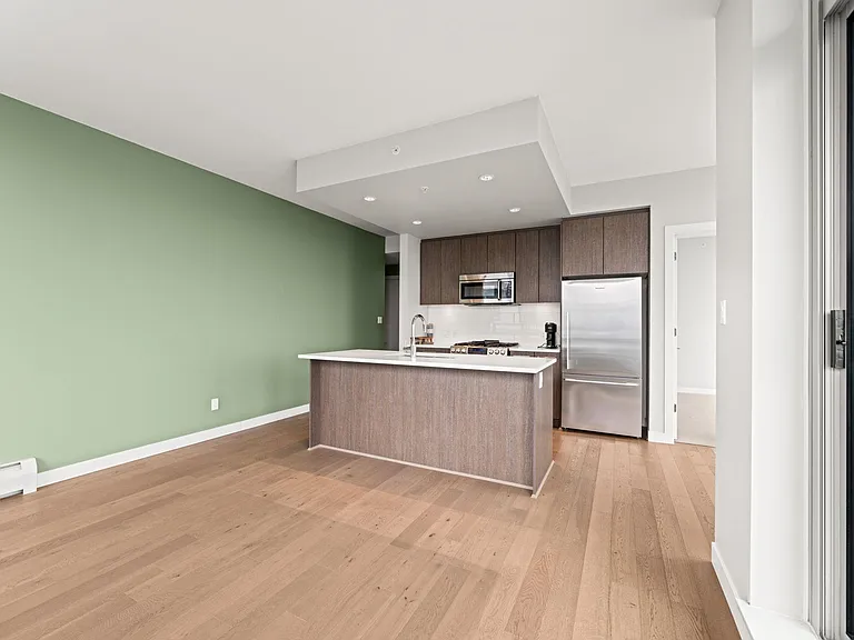 9060 University Cres #1506 — Photo 9