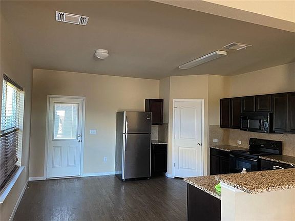 4th image of 12100 Stoneridge Gap Ln