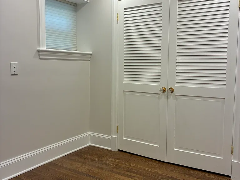 1331 C St NE — Photo 14
