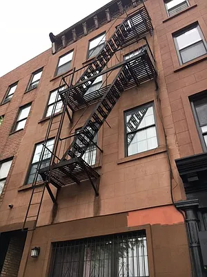 Rented by Nooklyn NYC LLC | media 92