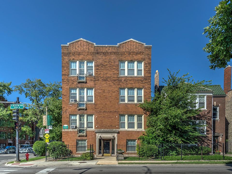 1st image of 1000 N Austin Blvd APT 1
