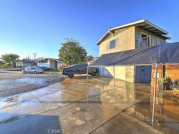 4th image of 8297 E Carburton St