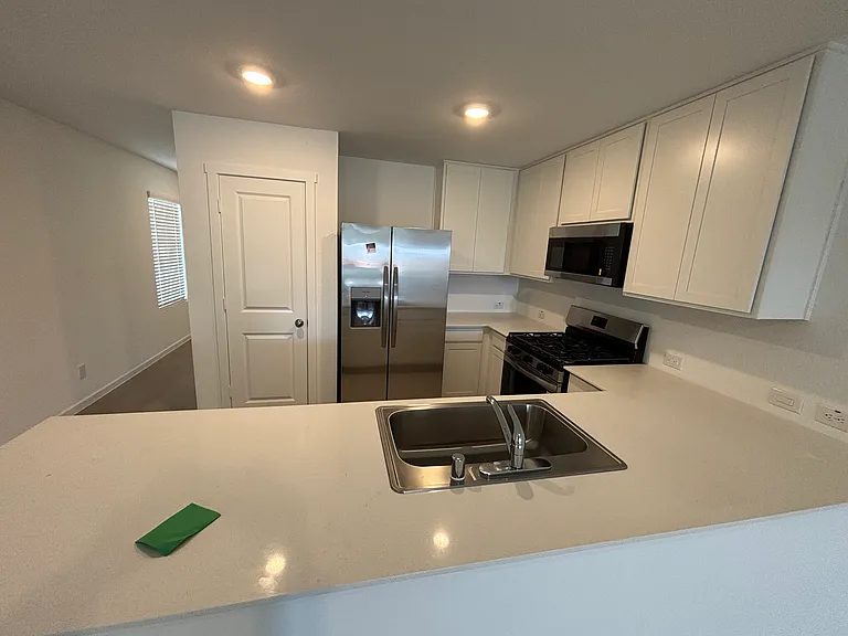 1216 Canyon Wren Dr — Photo 5