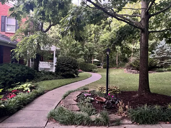 6825 Southknoll Dr, Cincinnati, OH 45248