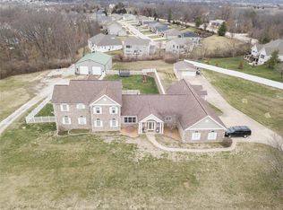 713 Sunset Ln, O'Fallon, MO 63366