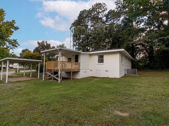 5th image of 220 Poplar St