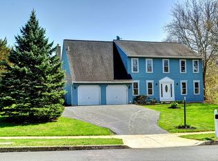 1615 Clearbrook Rd, Lansdale, PA 19446