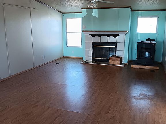 2nd image of 16410 Mangus Rd NW