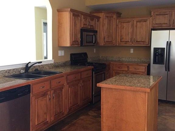5th image of 3143 Forest Bend Dr