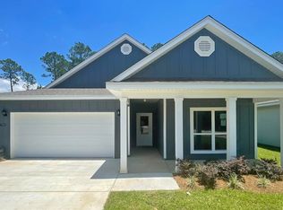 7705 Coral Ln, Ocean Springs, MS 39564